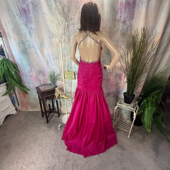 📌Tony Bowls LeGala Beaded Hot Pink Mermaid  Prom - Pageant - Formal Dress - Picture 2 of 16